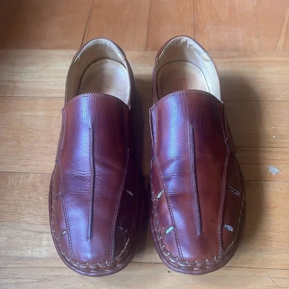 Pikolinos Men's Brown Leather Loafers Size 9 Slip On Cutout Detail Round Toe - Picture 3 of 6